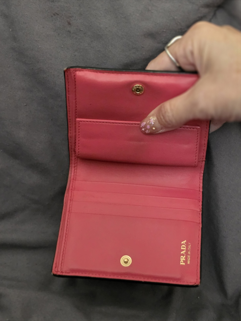 AUTHENTIC Prada Black & Pink Saffiano Leather Card Wallet with Gold-tone Logo - Picture 6 of 15